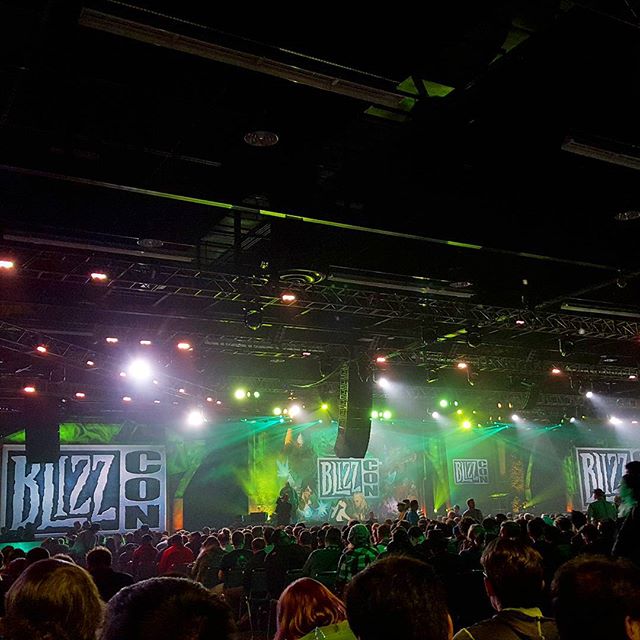 Waiting for things to start,  56 min to go.. #Blizzcon2015